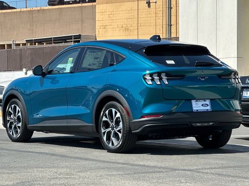 New 2026 Ford Mustang Mach-E Select RWD image 5