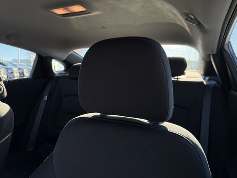 Used 2024 Chevrolet Malibu LT image 23