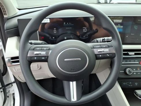 New 2026 Hyundai Tucson SE FWD image 14