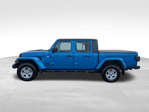 Used 2020 Jeep Gladiator Sport w/ Quick Order Package 24S image 9