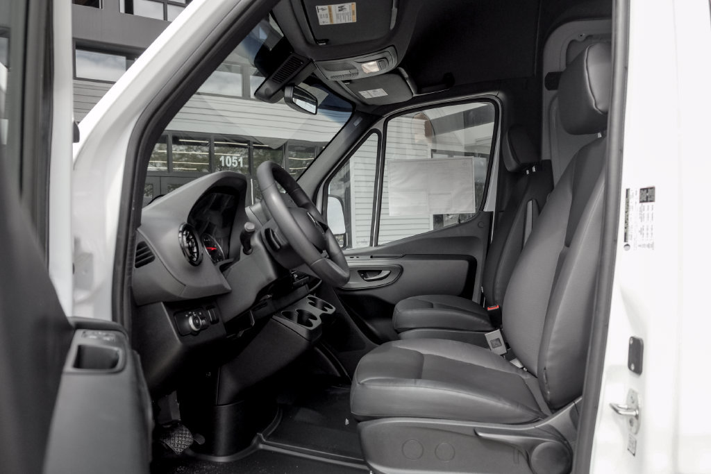 New 2025 Mercedes-Benz Sprinter 2500 image 11