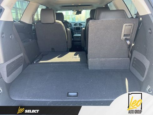 Used 2017 Buick Enclave Premium w/ Experience Buick Package image 19