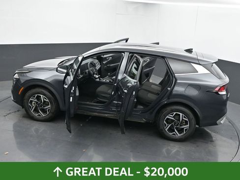 Used 2024 Kia Sportage LX image 61