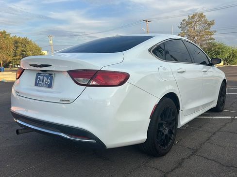 Used 2015 Chrysler 200 Limited w/ Convenience Group image 6