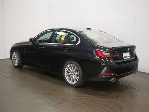 Used 2023 BMW 330i xDrive Sedan w/ Premium Package AWD/4WD image 6