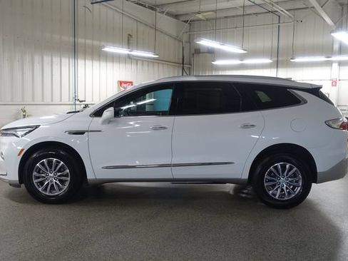 Used 2024 Buick Enclave Essence w/ LPO, Floor Liner Package FWD image 4
