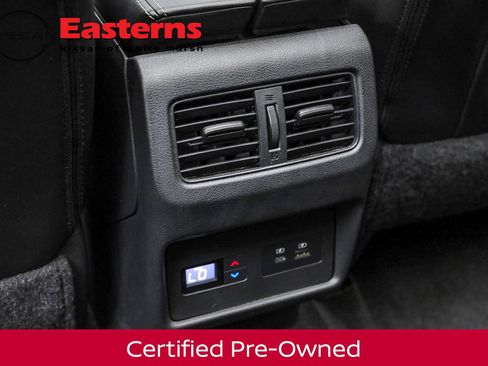 Used 2023 Nissan Rogue SL w/ SL Premium Package image 35