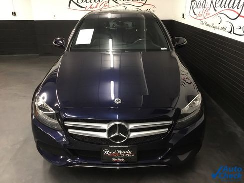 Used 2018 Mercedes-Benz C 300 4MATIC Sedan image 4