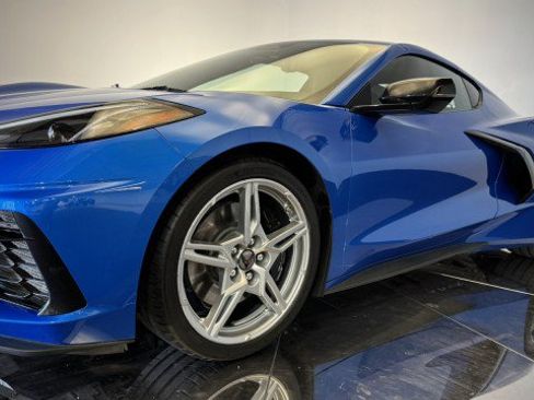 Used 2024 Chevrolet Corvette Stingray Premium Cpe w/ Z51 Performance Package RWD image 20