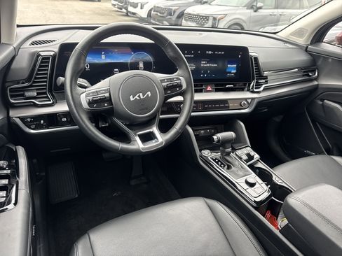 Certified 2025 Kia Sportage SX image 22
