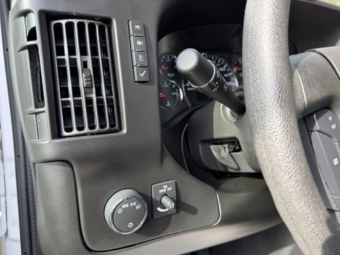 Used 2024 Chevrolet Express 2500 w/ Driver Convenience Package image 12