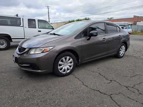 Used 2014 Honda Civic LX image 1