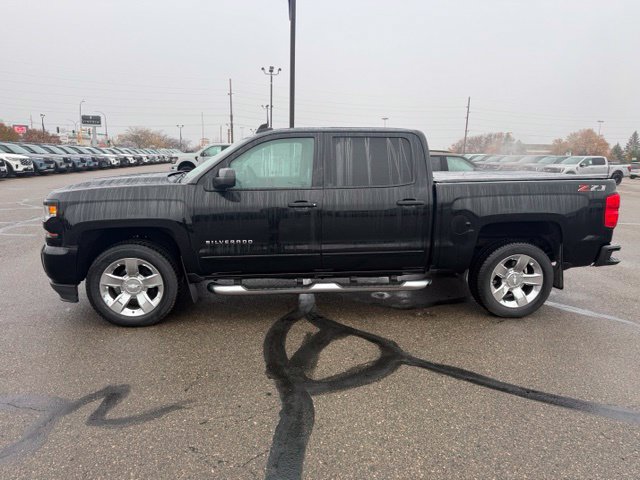 Used 2018 Chevrolet Silverado 1500 LT w/ All Star Edition AWD/4WD image 7