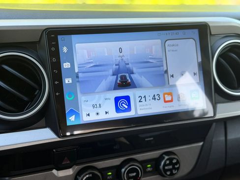 Used 2017 Toyota Tacoma SR5 RWD image 25