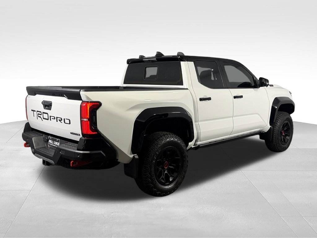 Used 2025 Toyota Tacoma TRD Pro w/ Tow Tech Package AWD/4WD image 7