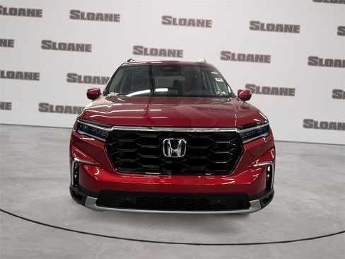 New 2025 Honda Pilot Touring image 8