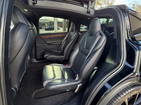 Used 2020 Tesla Model X Long Range image 85