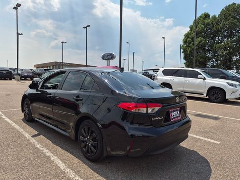 Used 2024 Toyota Corolla LE FWD image 8