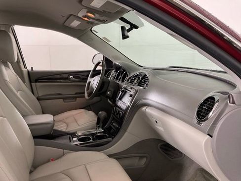 Used 2017 Buick Enclave Leather FWD image 35