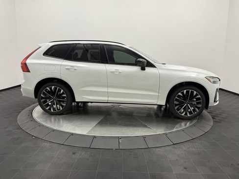New 2026 Volvo XC60 B5 Ultra w/ Protection Package Premier AWD/4WD image 9