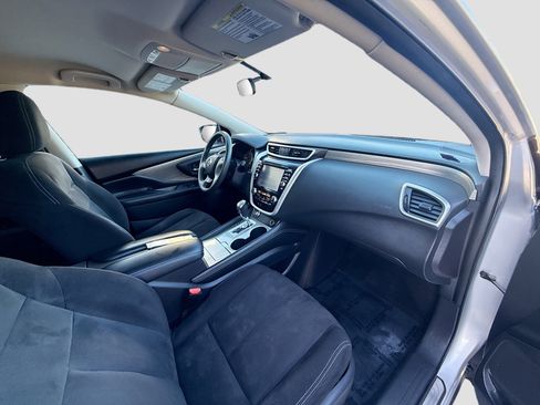 Used 2017 Nissan Murano SV FWD image 33