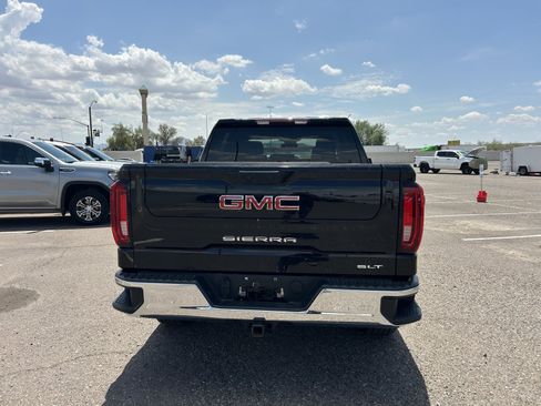 Used 2025 GMC Sierra 1500 SLT AWD/4WD image 5