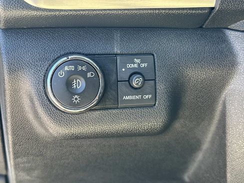 Used 2014 GMC Acadia SLT AWD/4WD image 30