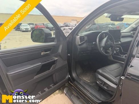 Used 2024 Toyota Tundra Limited AWD/4WD image 8