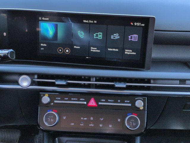 New 2026 Hyundai Tucson SEL Plus FWD image 18