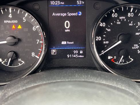 Used 2018 Nissan Rogue S image 22