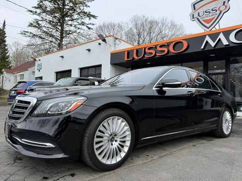 Used 2019 Mercedes-Benz S 560 4MATIC Sedan image 3