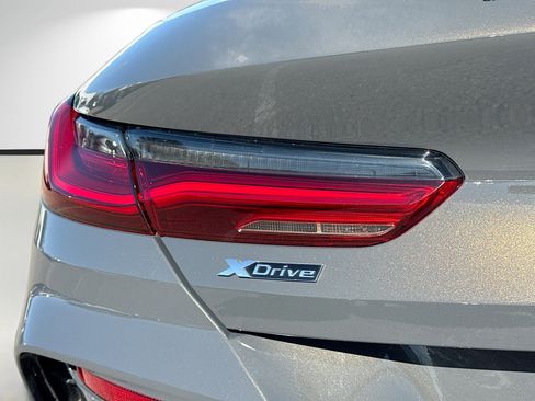 Used 2023 BMW M850i xDrive Convertible image 10