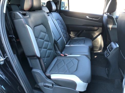 New 2026 Volkswagen Atlas Peak Edition AWD/4WD image 36