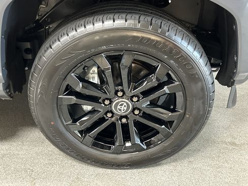 Certified 2026 Toyota 4Runner Platinum AWD/4WD image 36