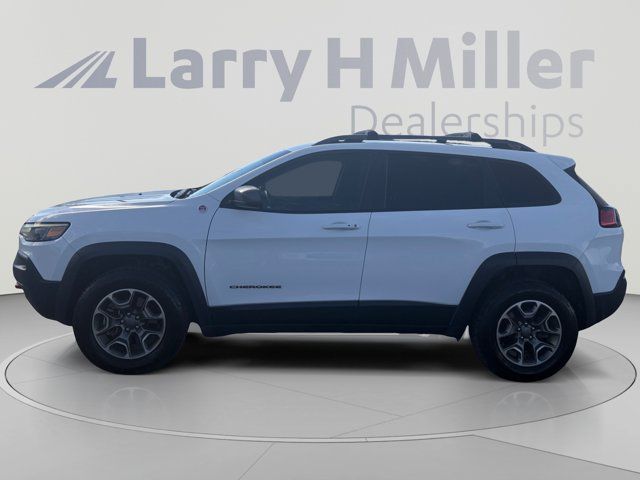 Used 2021 Jeep Cherokee Trailhawk w/ Trailer Tow Group AWD/4WD image 2