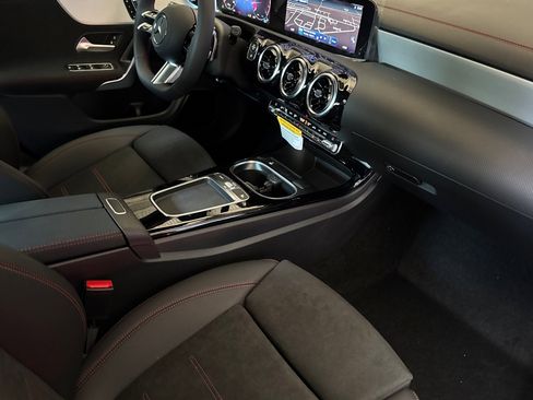 New 2026 Mercedes-Benz CLA 250 image 18
