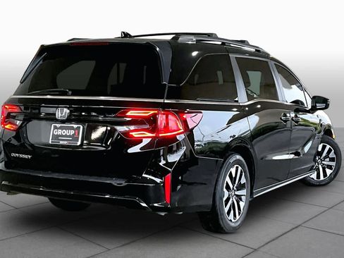 Used 2025 Honda Odyssey EX-L image 13