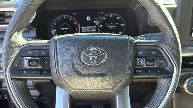 Used 2025 Toyota Tacoma TRD Off-Road AWD/4WD image 11