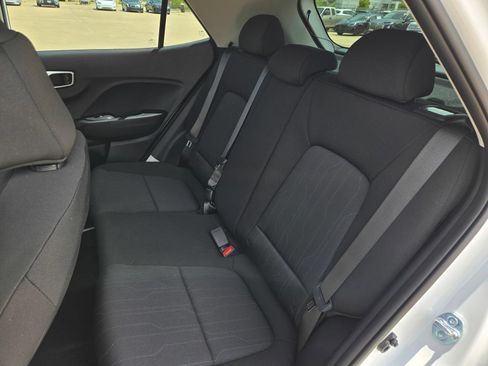 New 2026 Hyundai Venue SE FWD image 16