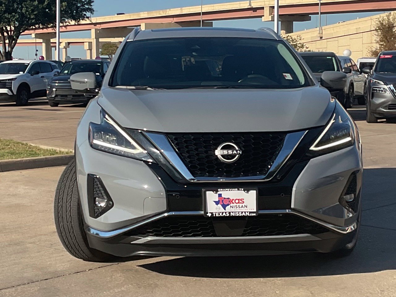 Used 2023 Nissan Murano Platinum w/ Cargo Package FWD image 2