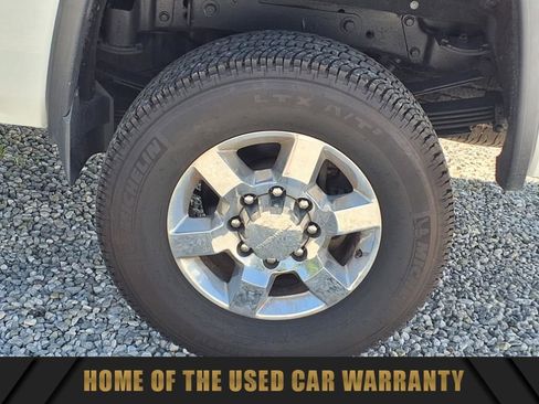 Used 2017 GMC Sierra 3500 Denali image 15