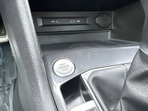 Used 2022 Volkswagen Tiguan SE R-Line AWD/4WD image 22