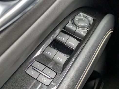 Used 2023 Cadillac Escalade Sport w/ LPO, ONYX Package image 27