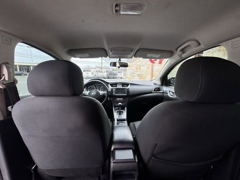 Used 2019 Nissan Sentra SR image 7