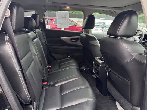 Used 2015 Nissan Murano Platinum w/ Platinum Technology Package FWD image 10