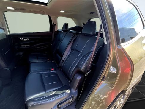 Used 2024 Subaru Ascent Limited w/ Technology Package image 13