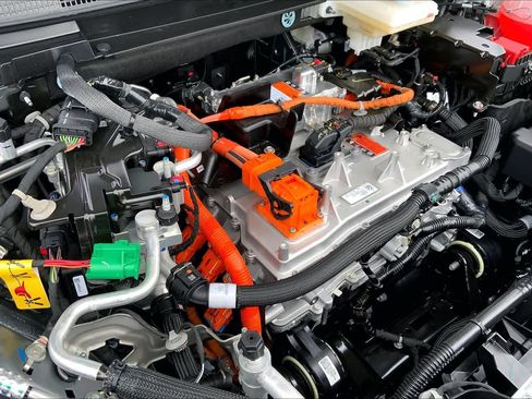New 2026 Chevrolet Equinox EV LT FWD image 17
