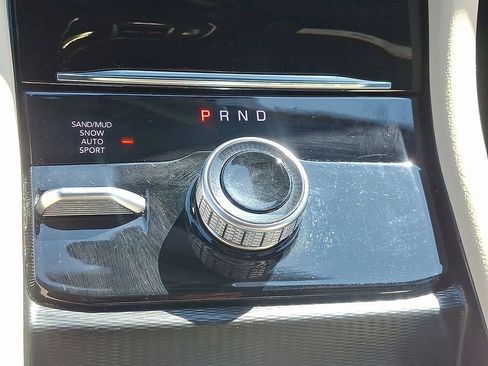 Used 2024 Jeep Grand Cherokee L Limited AWD/4WD image 15