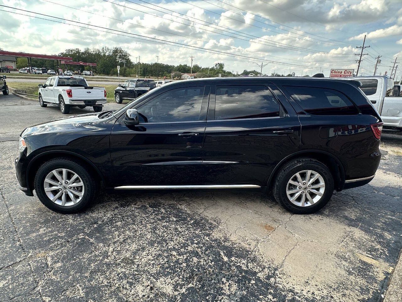 Used 2020 Dodge Durango SXT w/ 3rd Row Seating Group RWD image 5