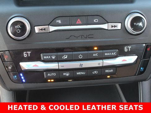 Used 2020 Ford Explorer Limited AWD/4WD image 24